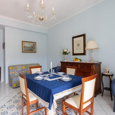 Sorrentovibes - City Home In Sorrento With Balcony And View المظهر الخارجي الصورة