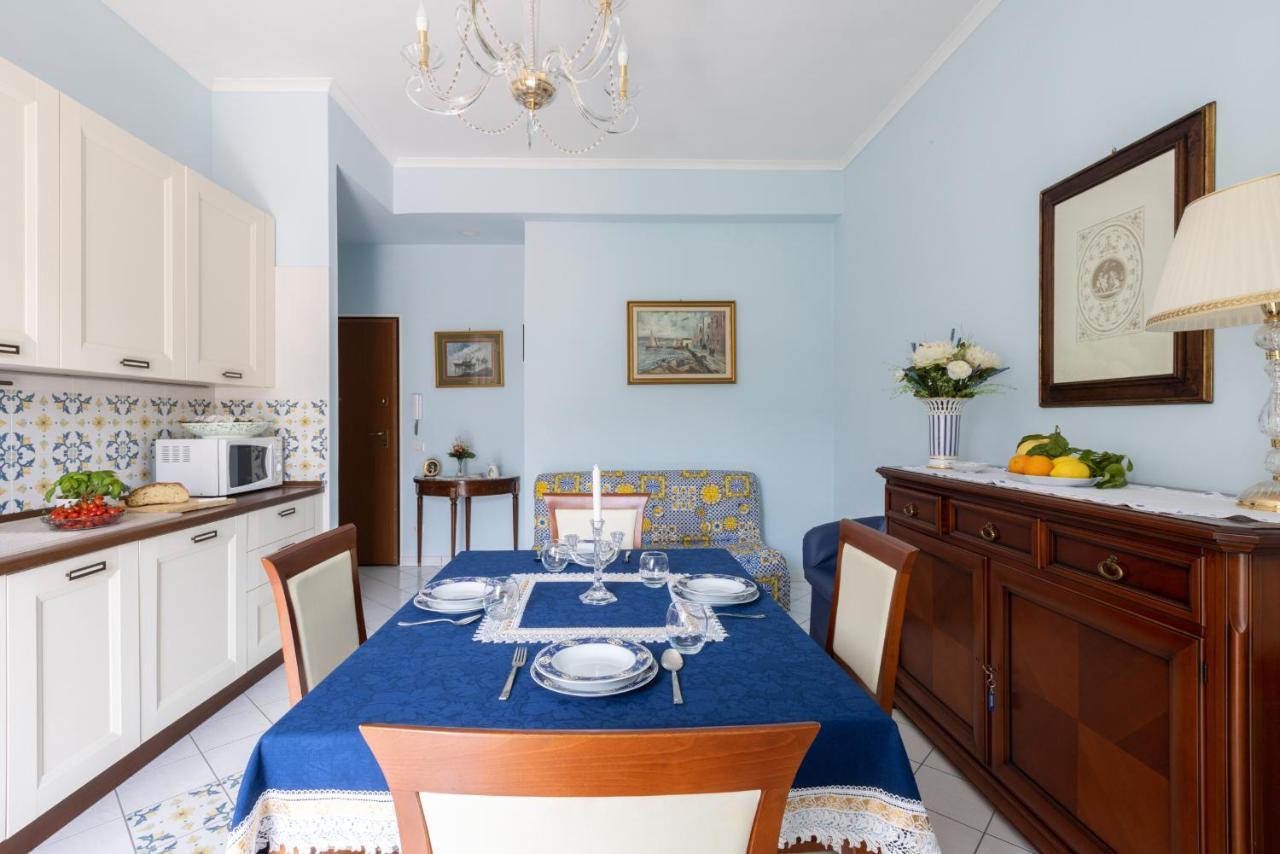 Sorrentovibes - City Home In Sorrento With Balcony And View المظهر الخارجي الصورة